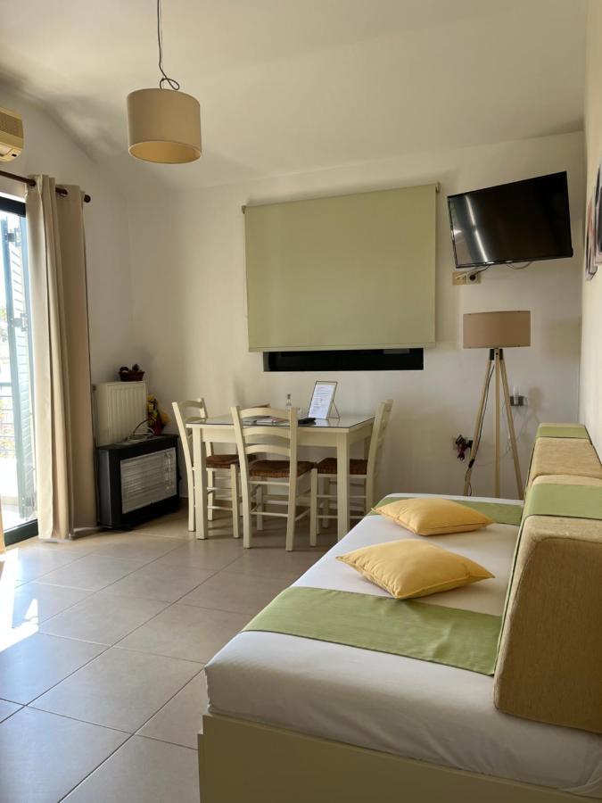 Myrthe Apartments 미르토스 외부 사진